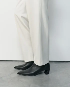 Bottes Ilona